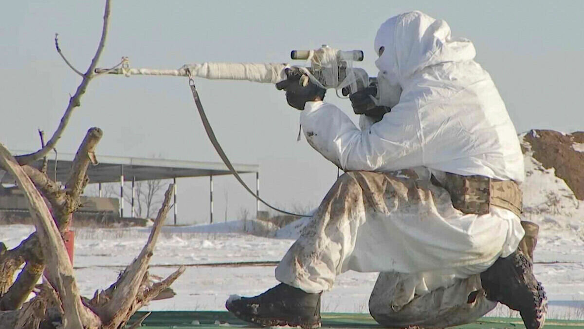     Снайперские роты мотострелкового соединения Южного военного округа провели учения в Волгоградской области. На общевойсковом полигоне Прудбой они отработали применение залпового огня и способы уничтожения средств связи, сообщает пресс-служба ЮВО.