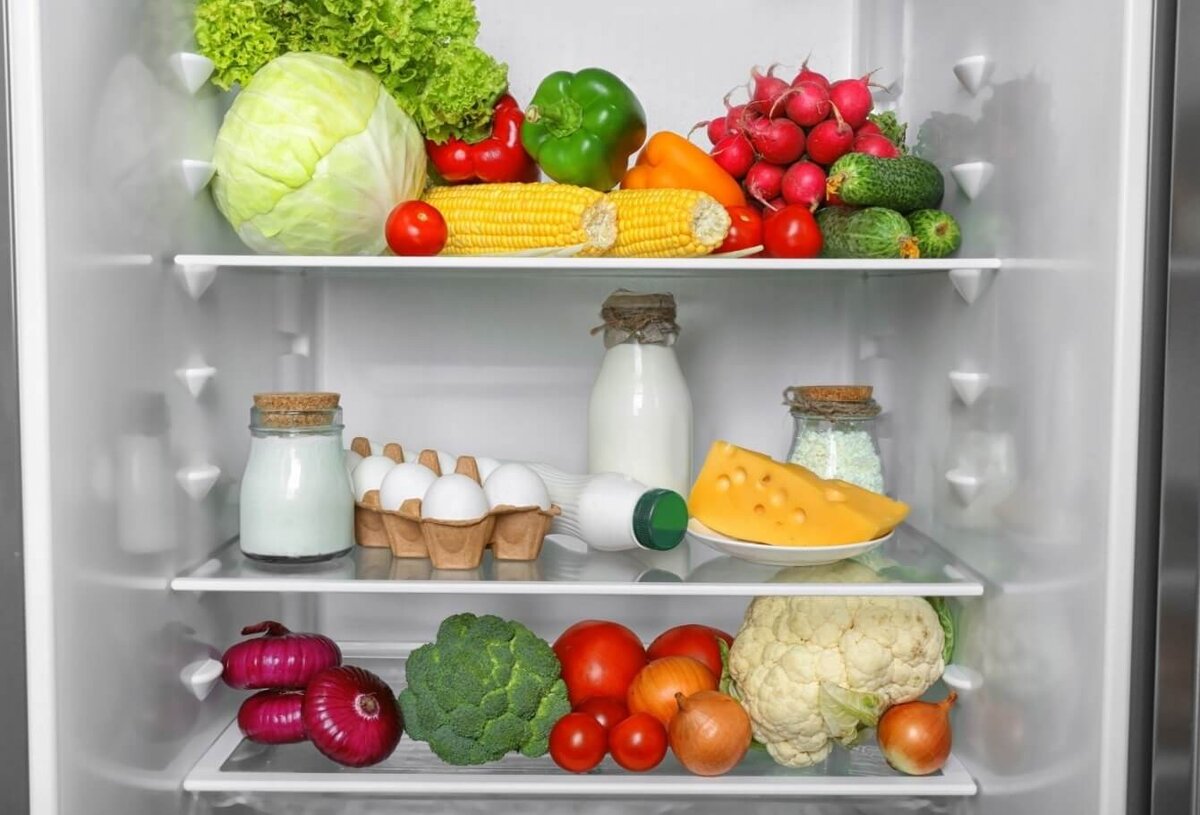    Нейросеть может составить список блюд, которые можно приготовить из продуктов в холодильнике
