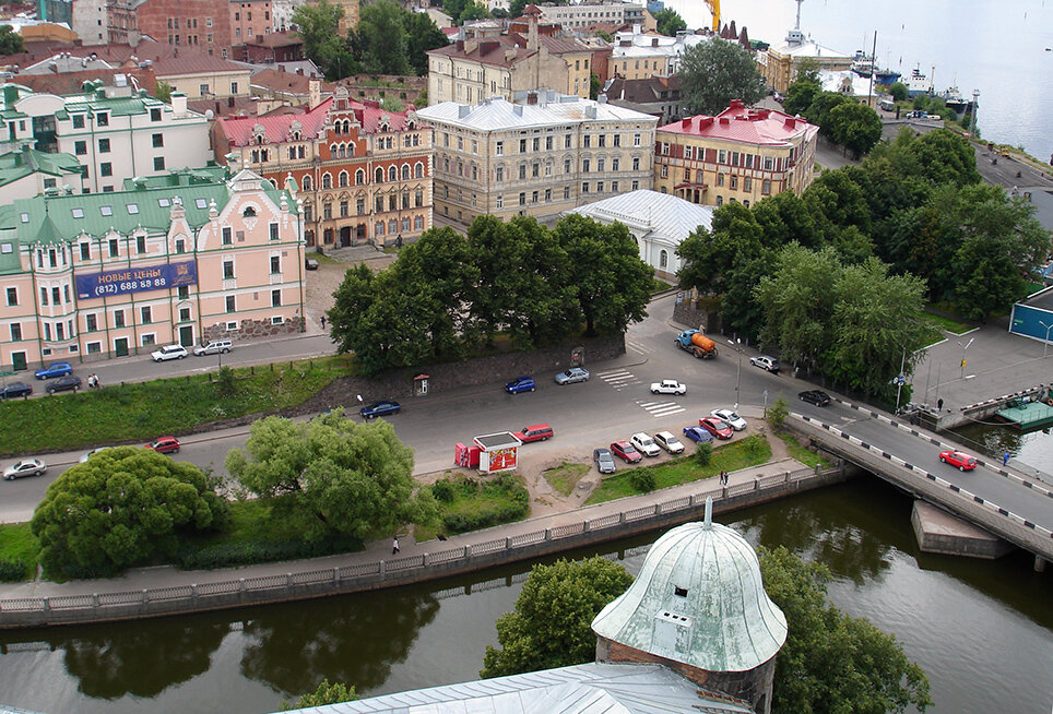 Вид на площадь Старая Ратуша с замковой башни Святого Олафа. Фото автора. 