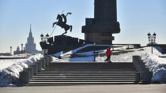    Москвичам пообещали теплую погоду на предстоящей неделе Ксения Пудовкина