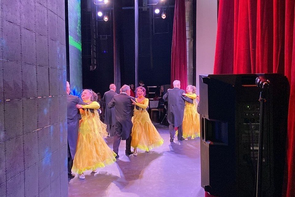     За 12 лет проведено 78 балов Екатерина ЛЕСКОВА