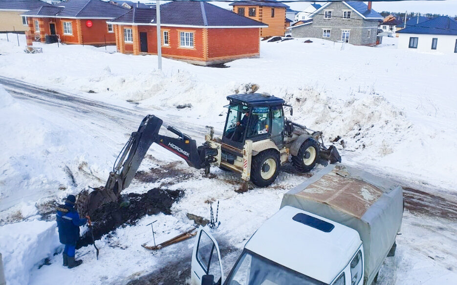 Нам повезло - все внешние работы сделали очень аккуратно
