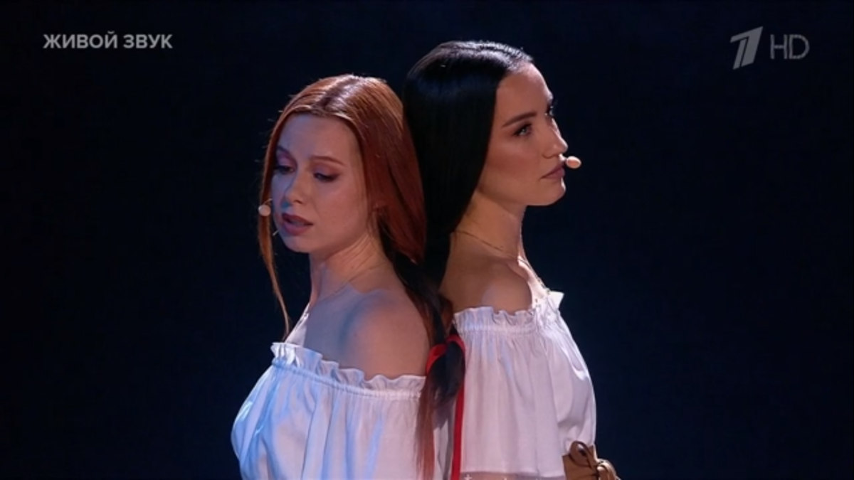 Юлия Савичева и Виктория Дайнеко