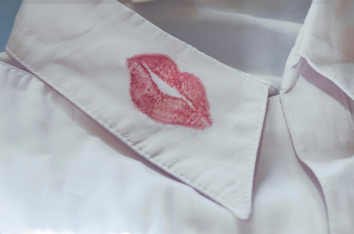 Умоляю, впустите! Иначе я замёрзну и умру прямо на вашем балконе ...