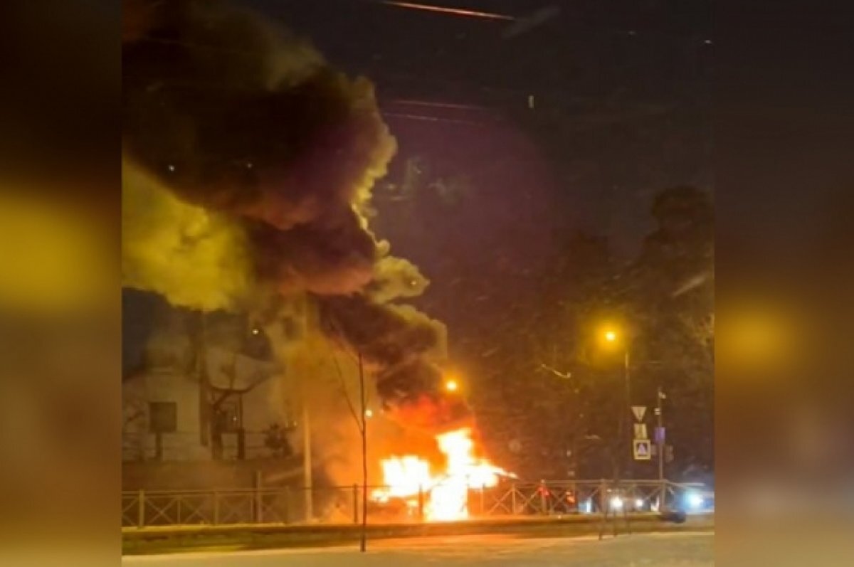 В Ставрополе сожгли Мерседес