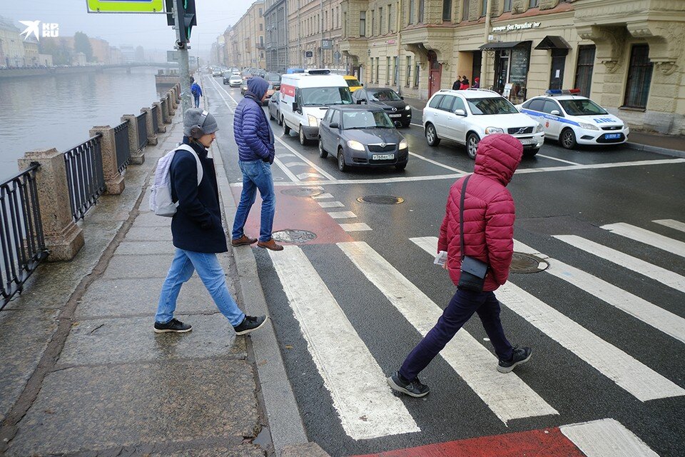     «Зебра», которую не нужно рисовать на асфальте каждый год, - пока лишь проект. Артем КИЛЬКИН