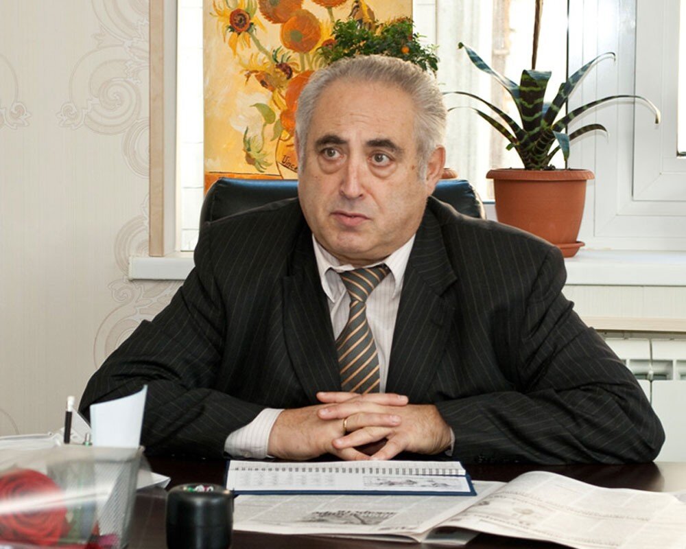 Александр Олимпиевич - ростовский психиатр.