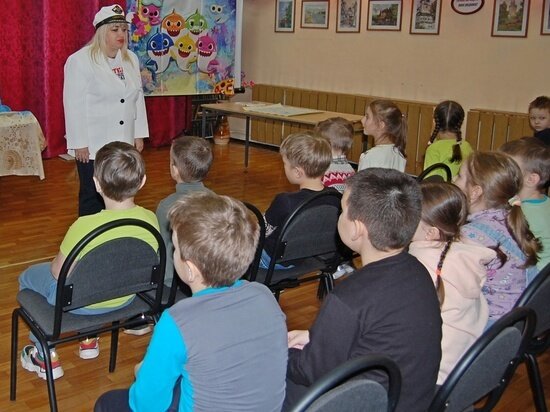     Фото из официального аккаунта Центральной детско-юношеской библиотеки г.о. Серпухов в сети «ВКонтакте»