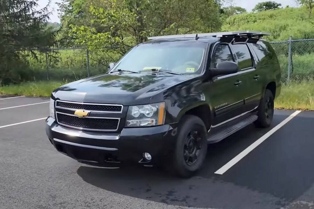    Chevrolet Suburban, который Арслан обустроил под свой домФото из личных социальных сетей героя статьи