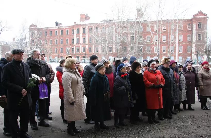 Открытие мемориальной доски в Орехово Зуево. Председатель совета ветеранов Орехово-Зуевского ово ПОДДУВАЛКИН. Смерть ветерана из Орехово-Зуево.