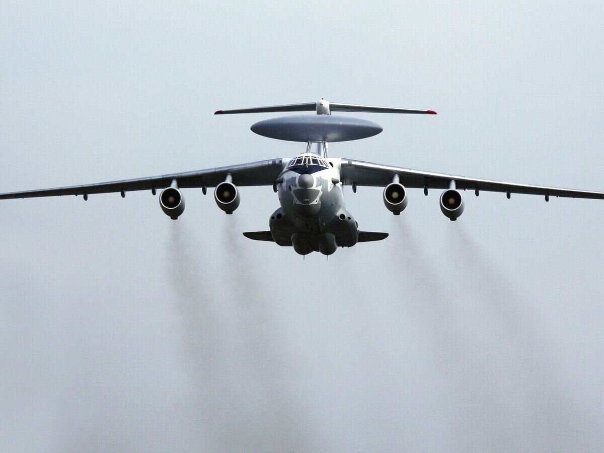    Самолет А-50 дальнего радиолокационного обнаружения и управления© РИА Новости / Антон Денисов