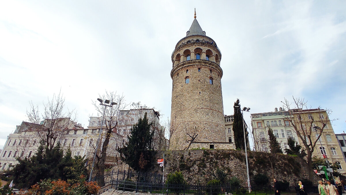 Вблизи ощущается масштаб конструкции. Фото: Кирилл Полиенко/Polienko: путешествуем вдвоём