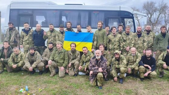    Украина сообщила о возвращении домой 130 пленных в ходе пасхального обмена Иван Обухов