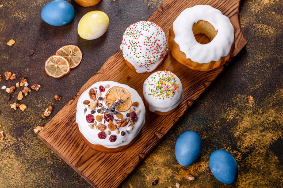    Жители России стали покупать больше куличей на Пасху