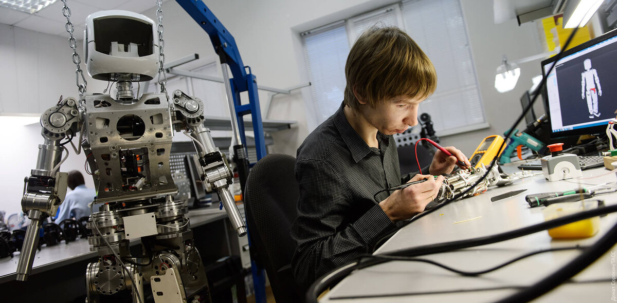 Ученый заметивший. Ученый заметивший. Александр флеминг. Роберт гук срезы. Николай коперник картина.