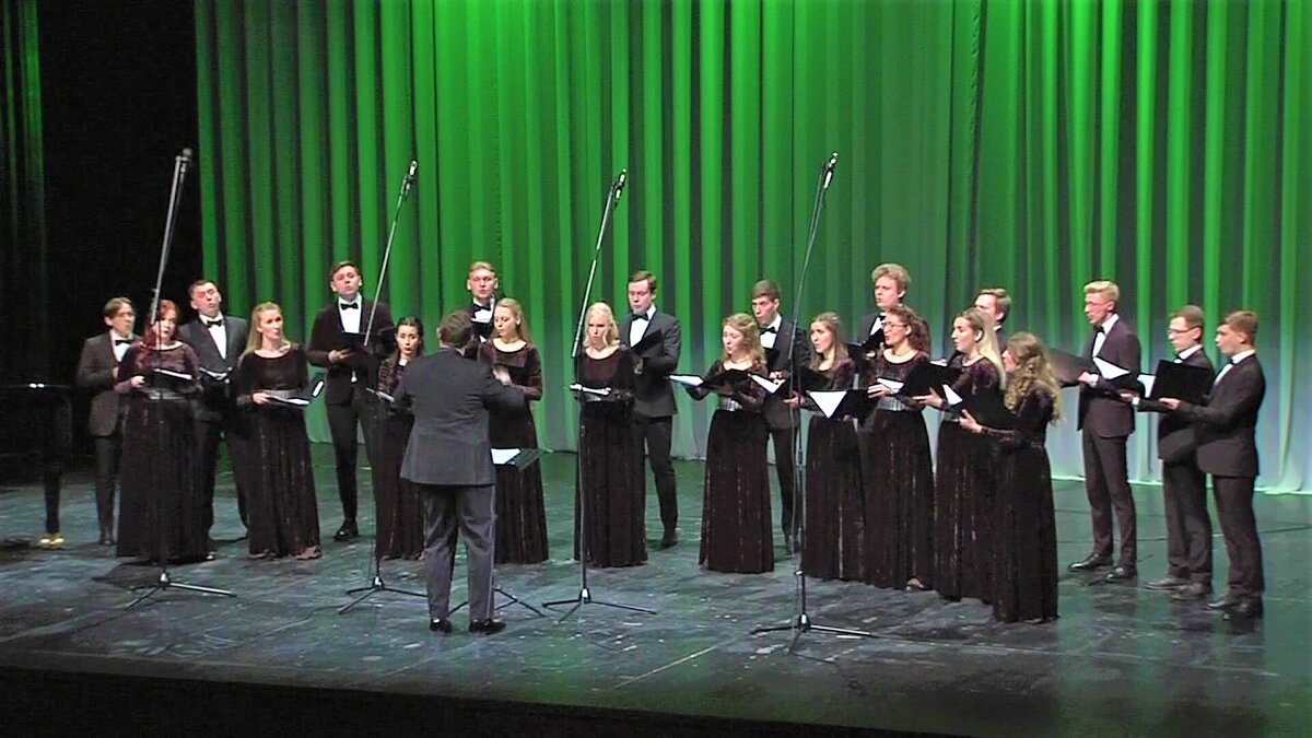    Студенты Гнесинки поставили эксперимент на сургутской сцене