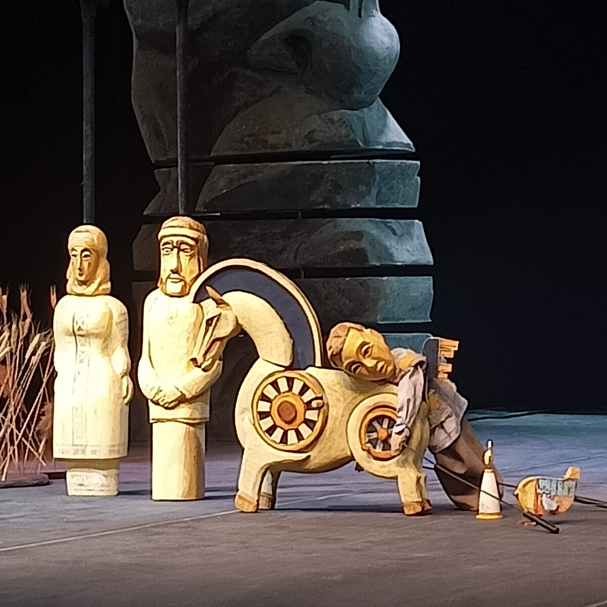 Фото со спектакля "Илья Муромец".