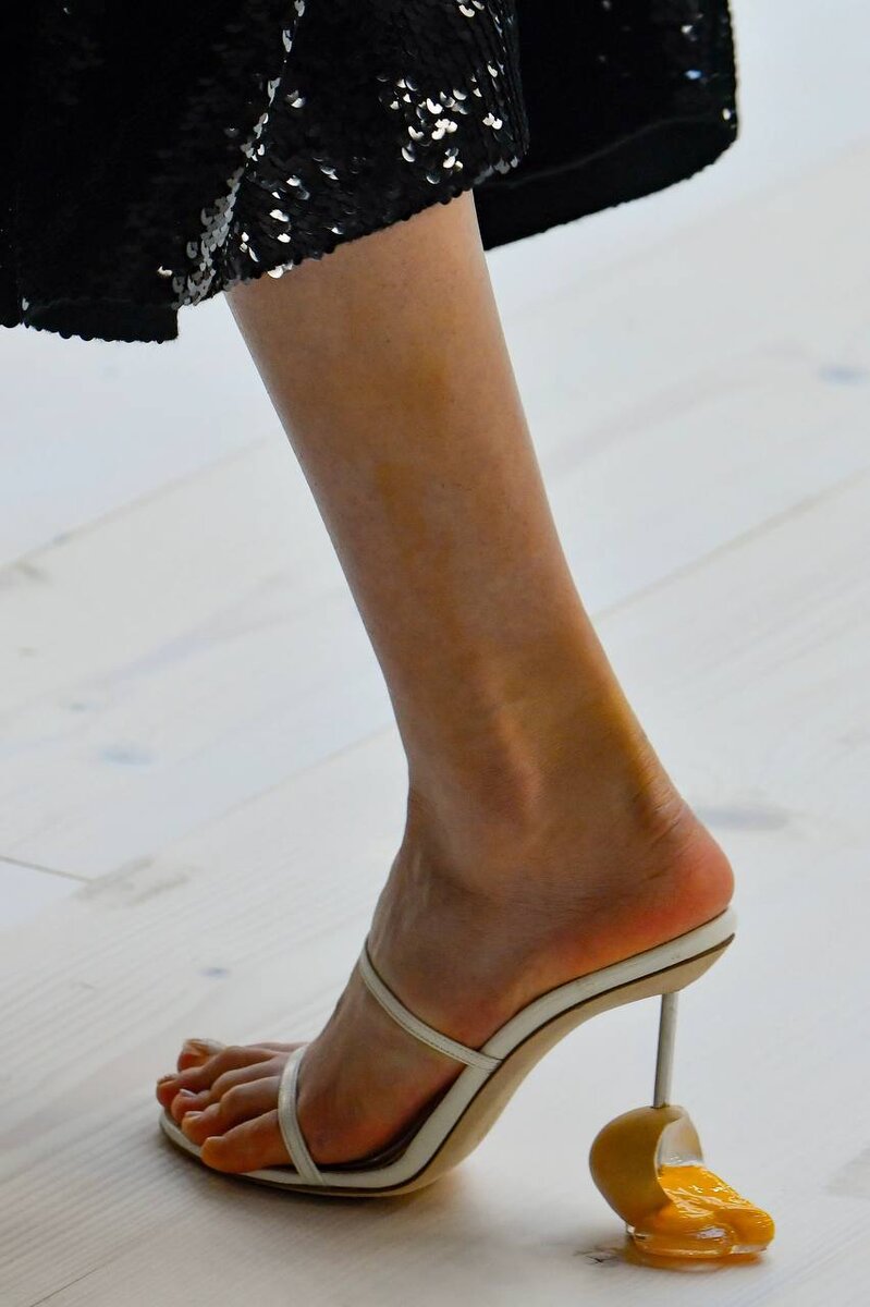  Loewe Весна 2022