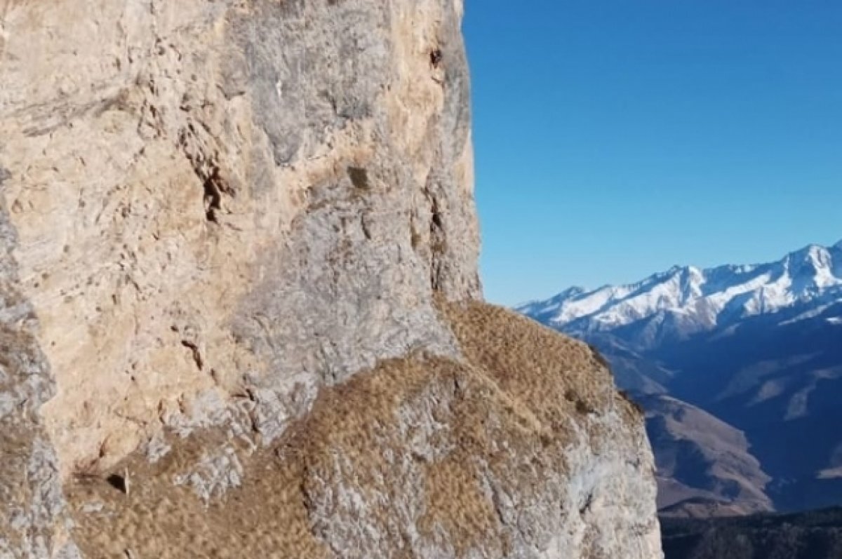    Воронежские альпинисты покорили вершину высотой больше трех тысяч метров