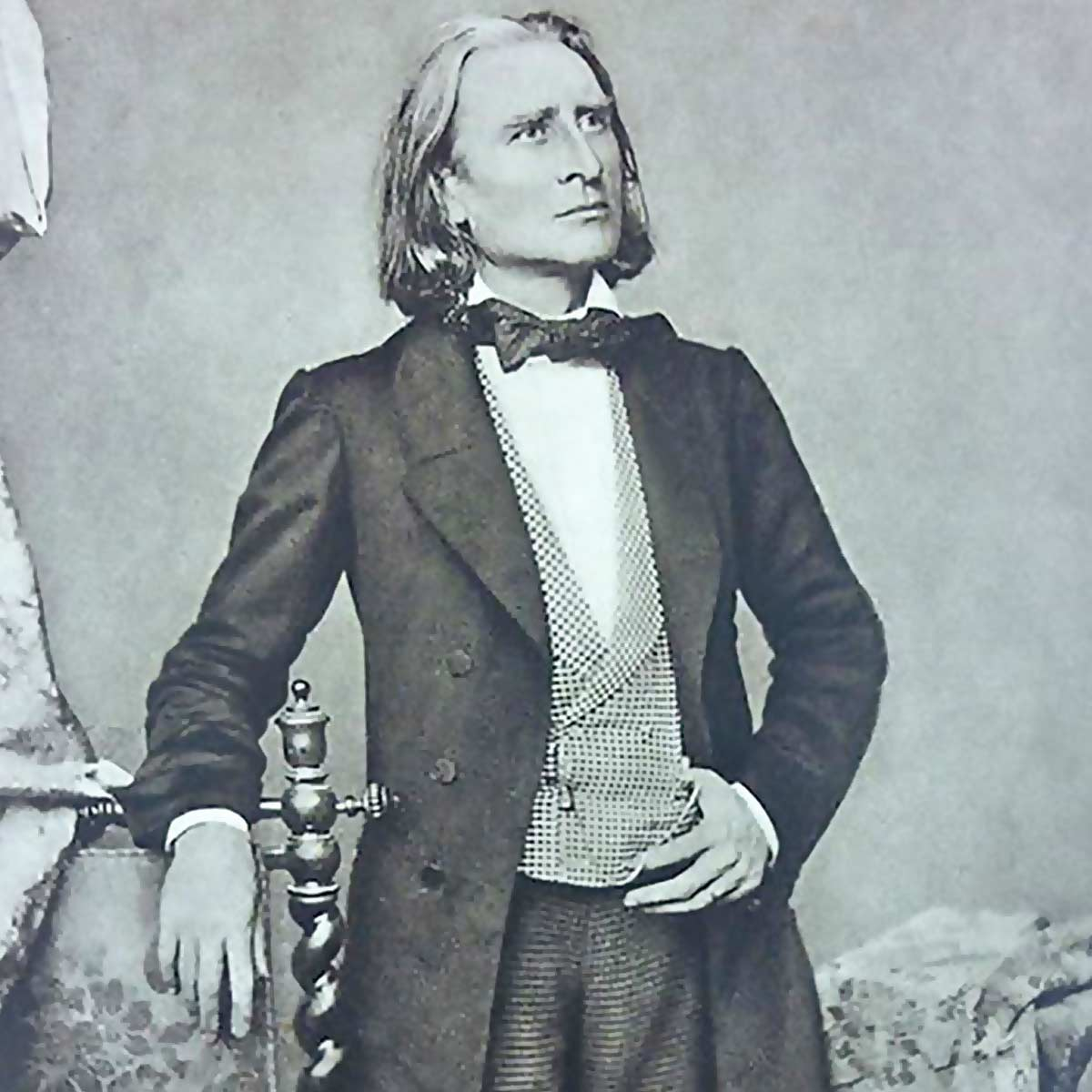 https://virtualpiano.net/wp-content/uploads/2020/08/Franz-Liszt-Artist-Online-Piano-Keyboard-Virtual-Piano.jpg
