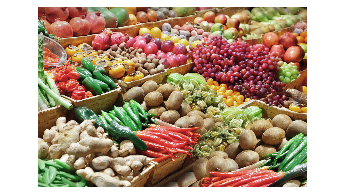    #Овощи на рынке© fotolia.com / adisa