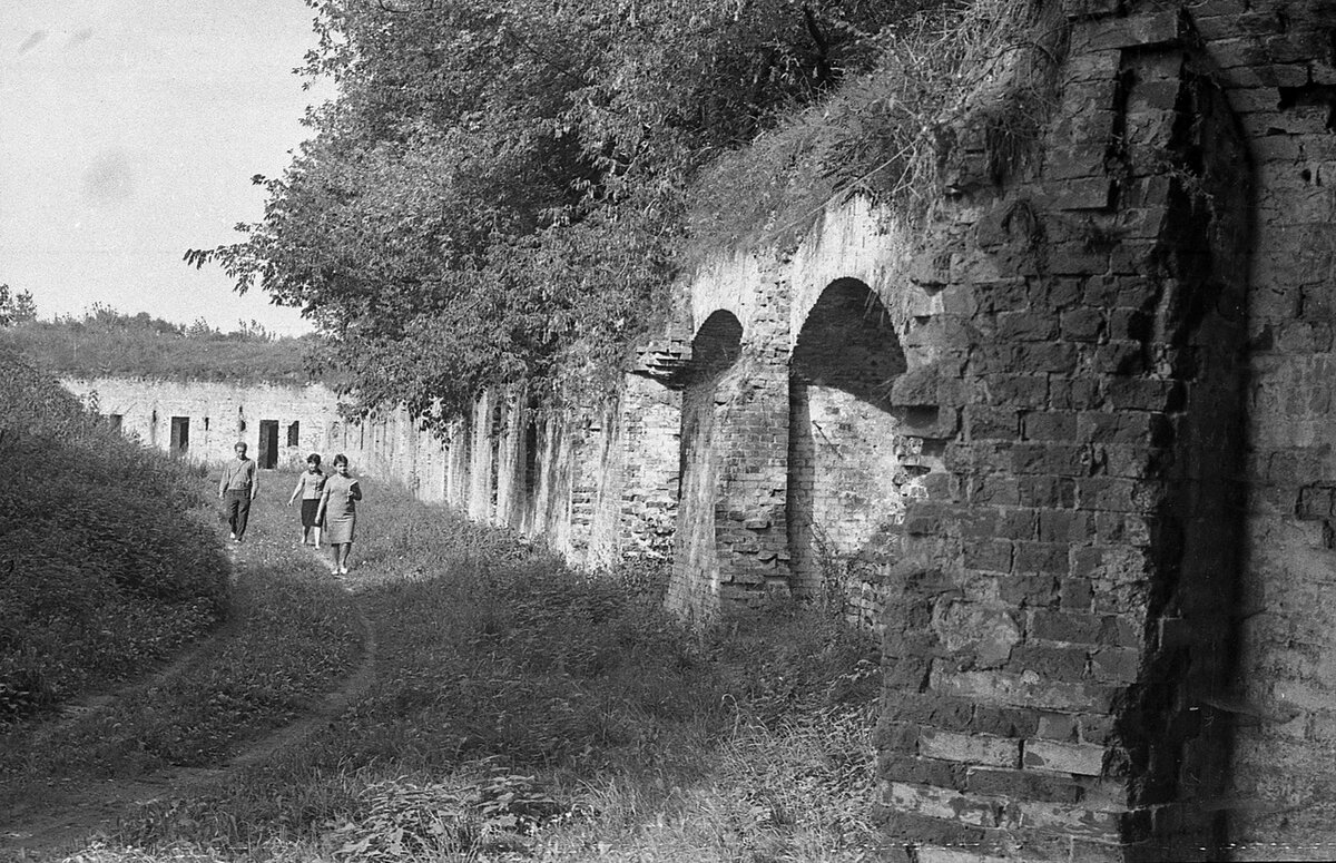 Восточный форт