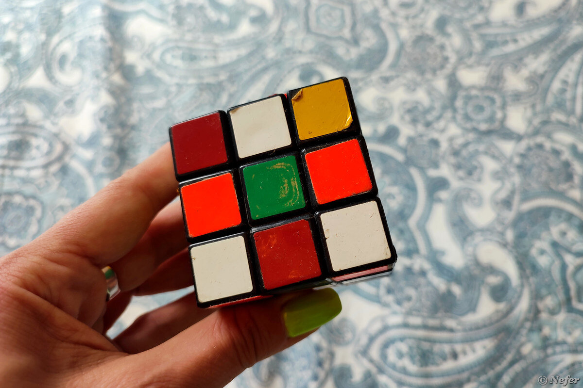 Кубик рубик шарик. Как собрать кубик Рубика 3х3. Эрне рубик головоломки. Разновидность кубика Рубика 2х2. Семь головоломок