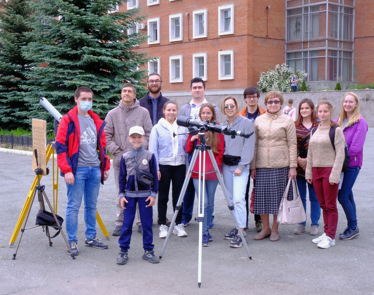 Клуб астрофизики ЧелГУ. Наблюдение солнечного затмения 10.06.2021г.