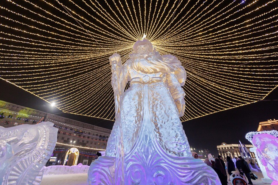   Валерий ЗВОНАРЕВ