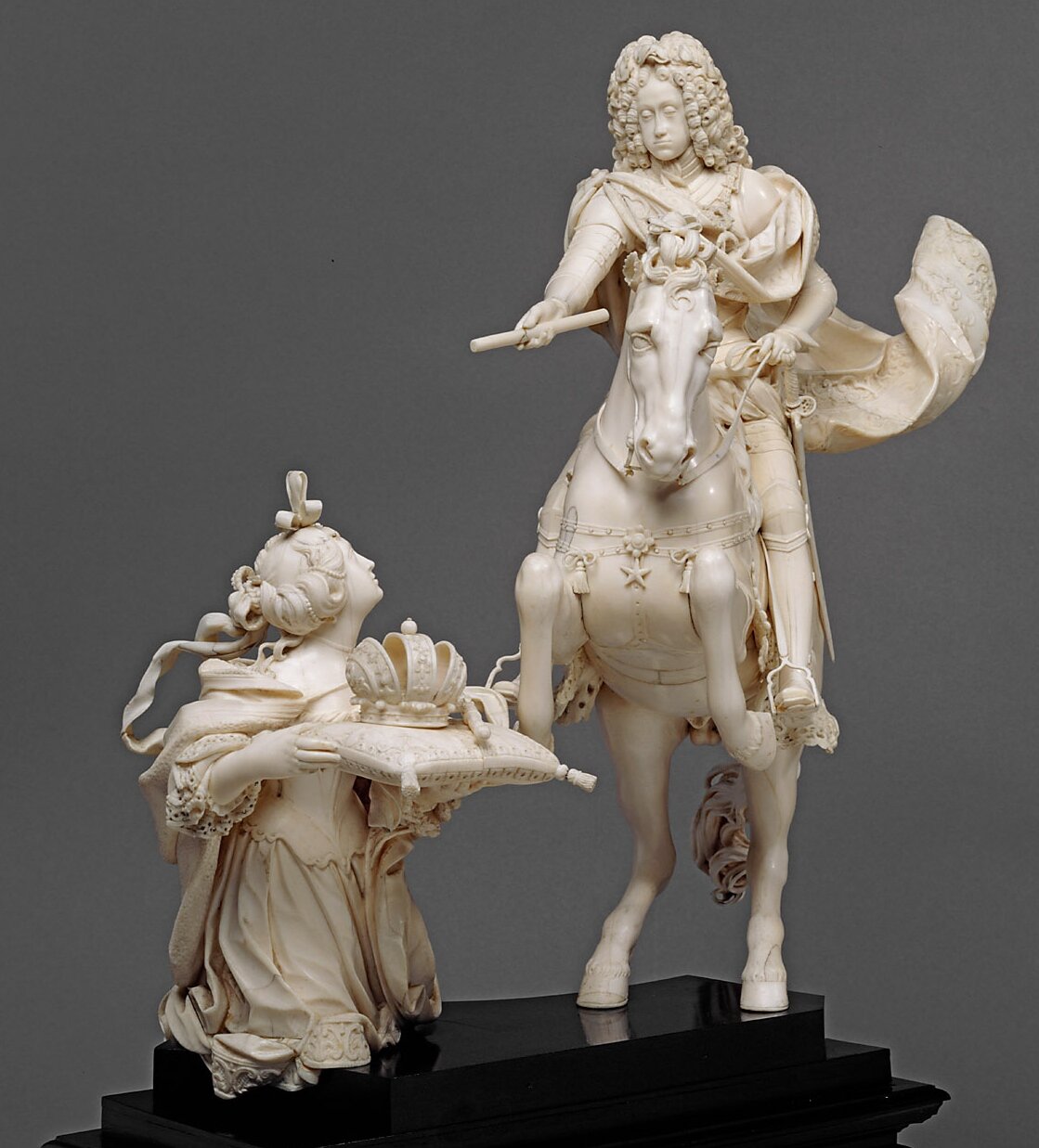 Художественная резьба по кости. Обсуждение на LiveInternet - Российский ...