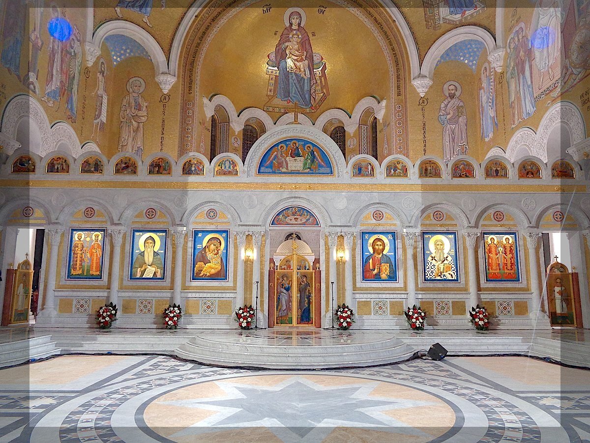Православная Церковь внутри