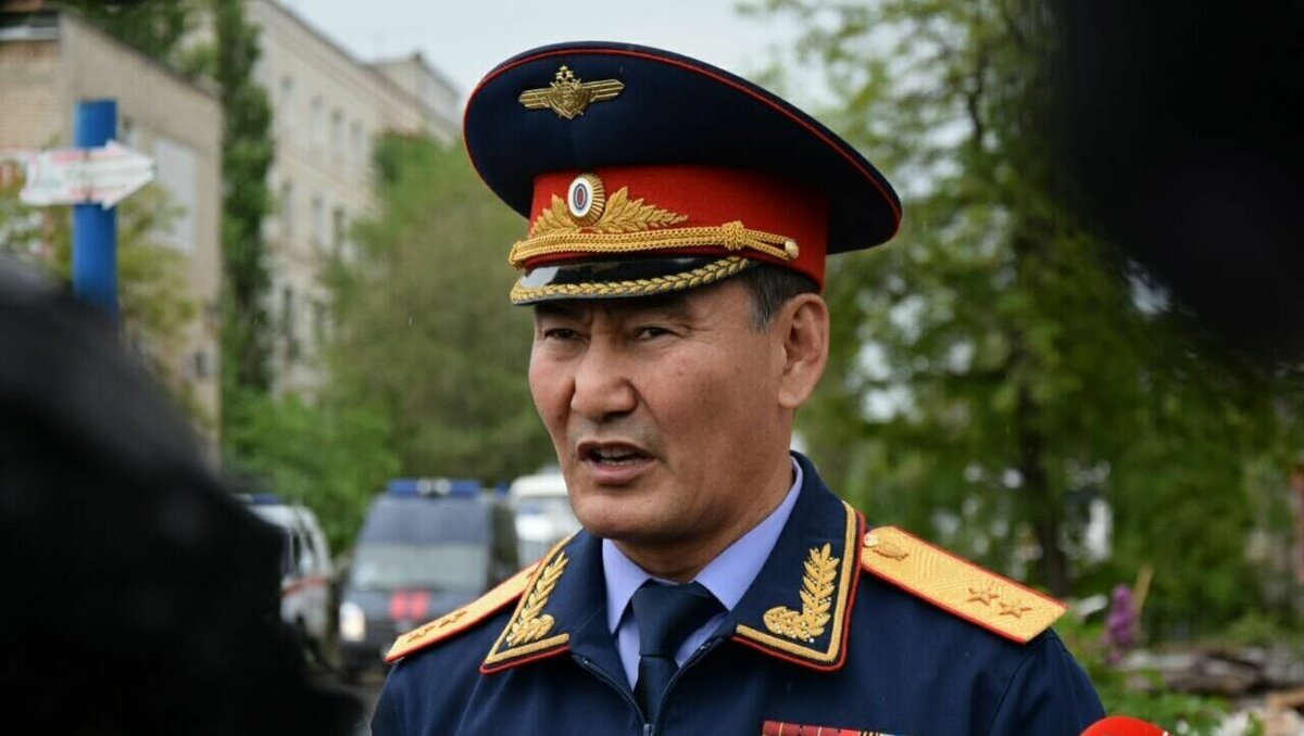     Процесс Михаила Музраева подошел к финишной прямой в Южном окружном военном суде Ростова-на-Дону. Сегодня там стартовали прения сторон, и прокурор запросил для генерала СК 20 лет колонии строгого режима. Одним из важных свидетелей и участников этого громкого судебного процесса был Александр Осипов.