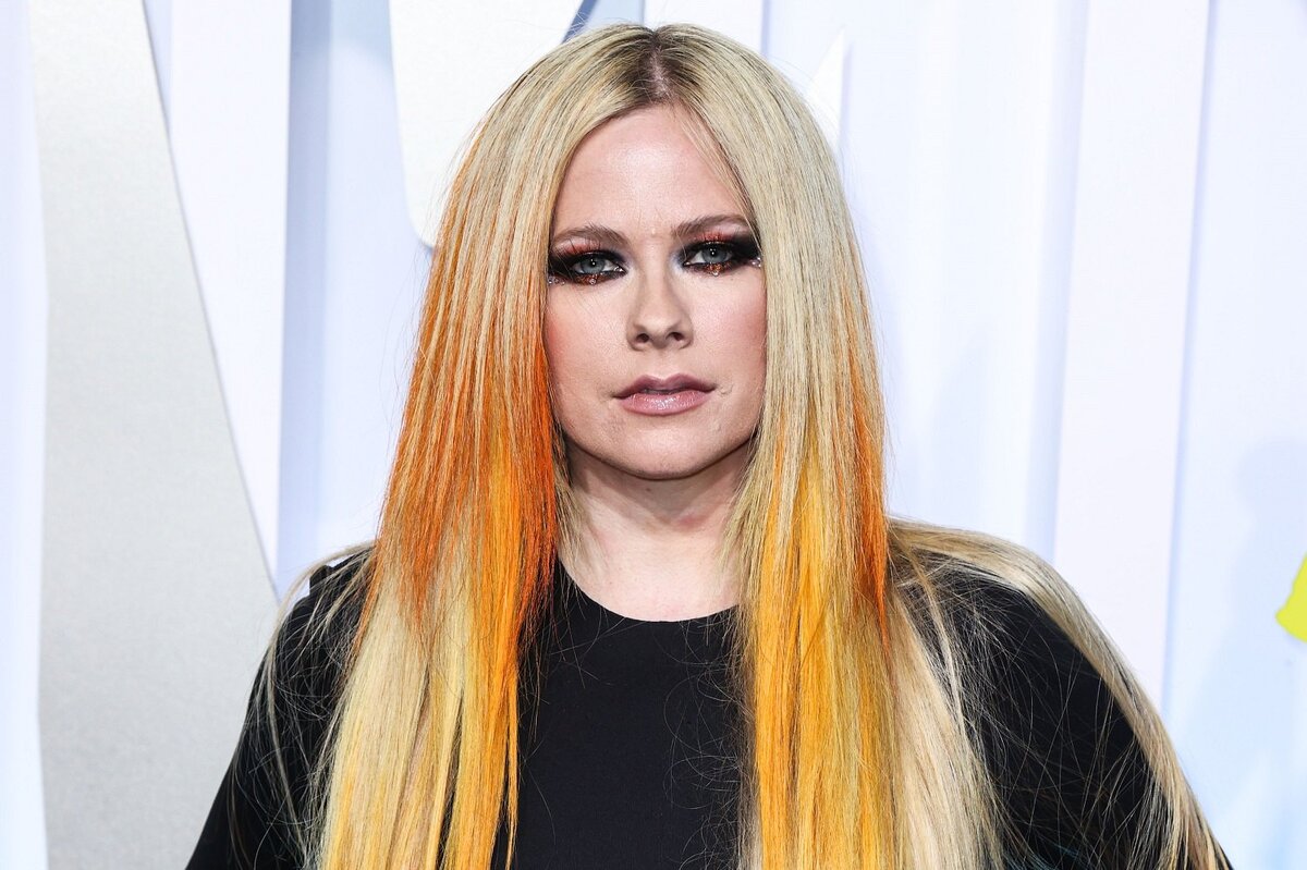     Аврил Лавин подогревает слухи о романе с экс-бойфрендом Кайли Дженнер