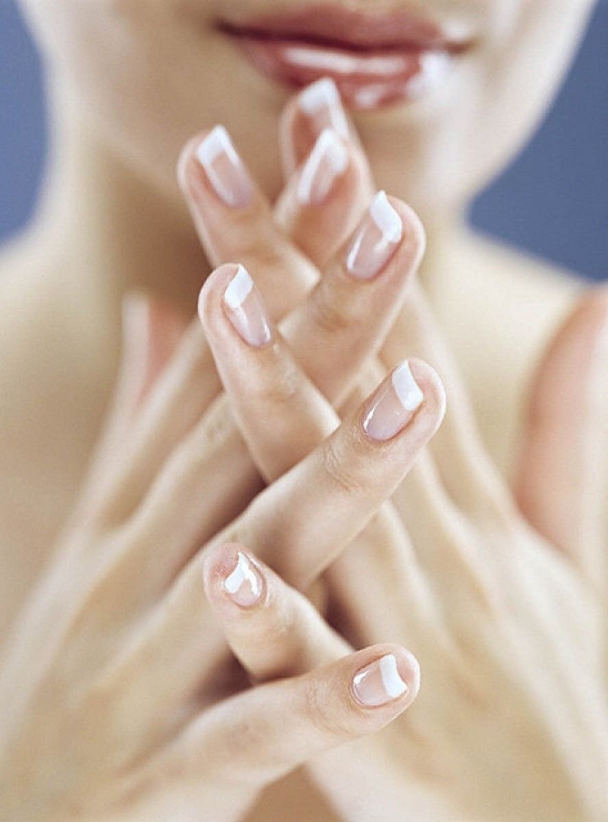 Пальцы женщин красивые. Красивые руки. Красивые ухоженные ногти. Красивые ногти на руках. Красивые руки с маникюром.