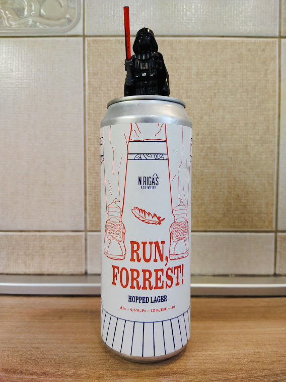 На этикетке нарисованы ноги Форреста)))