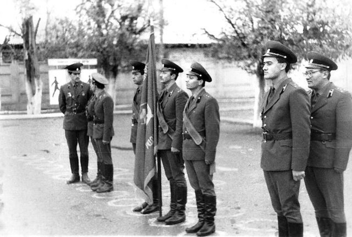 И герой среди них...