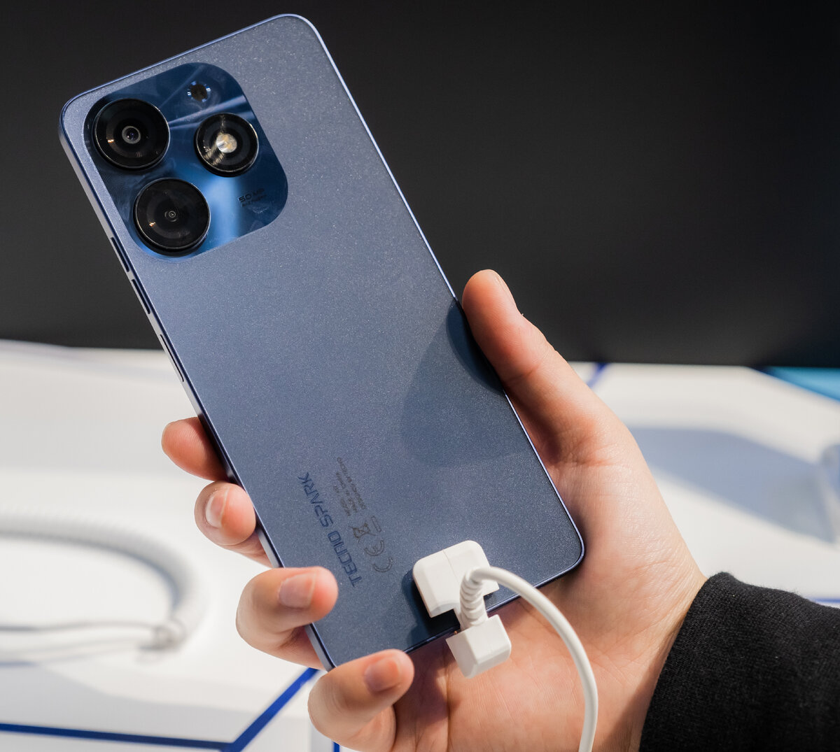 Смартфон techno spark 20 pro plus. Смартфон techno spark 20 pro plus