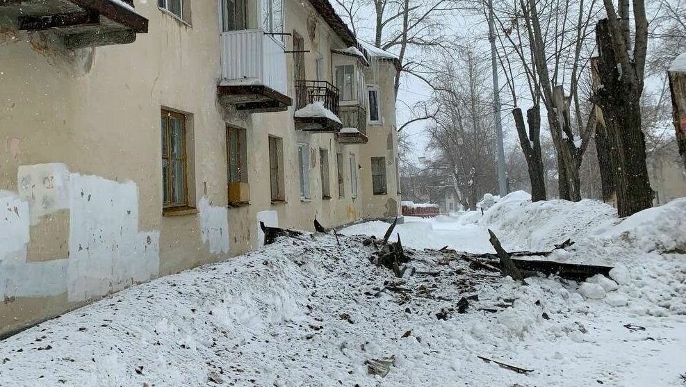 Протекает фасад в многоквартирном доме