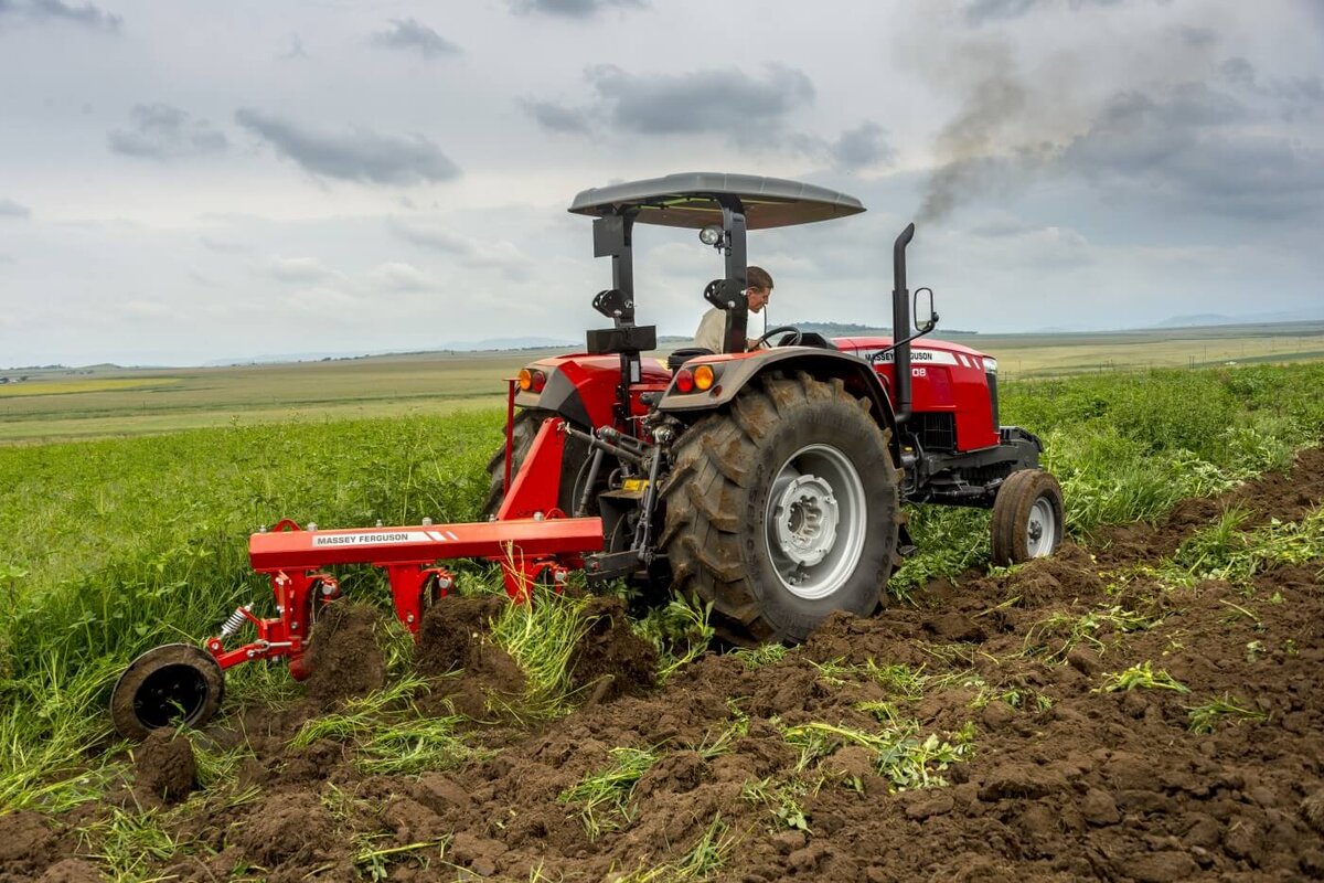    Massey Ferguson