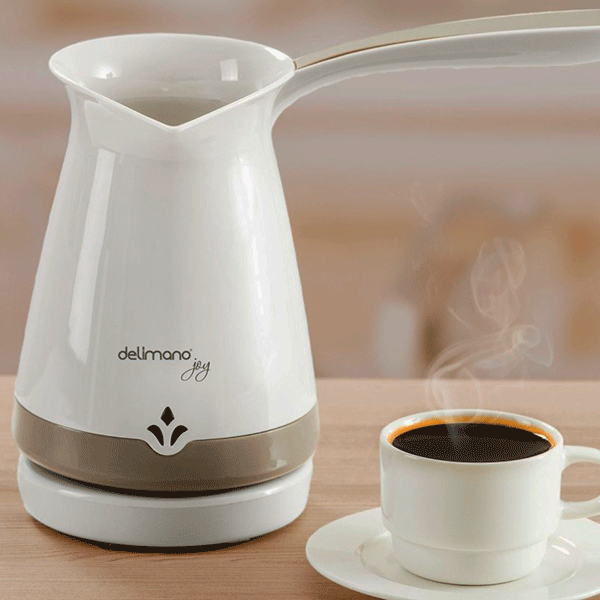 Ценители настоящего кофе – насыщенного, с плотной пенкой, ярким ароматом – знают, что приготовить его можно только в турецкой джезве.