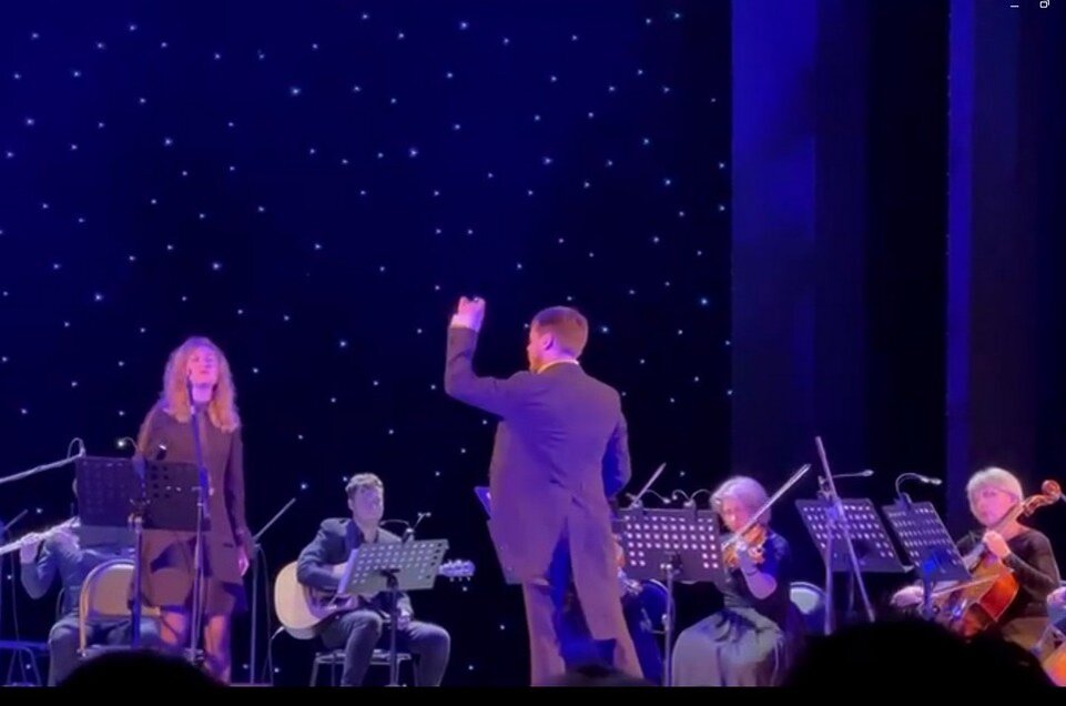     22 марта в Липецком Доме музыки выступит Луганский академический симфонический оркестр Алина ПАЛАГИНА