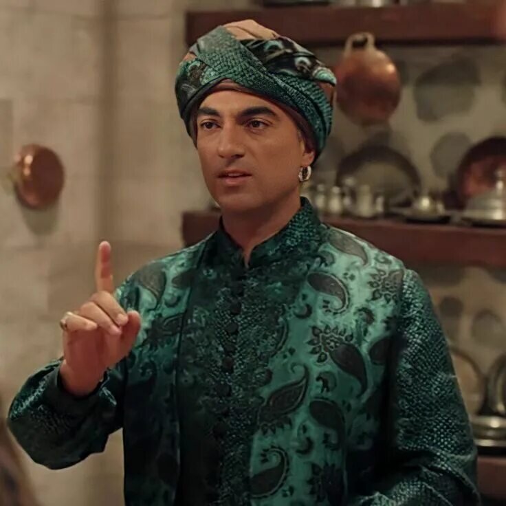 Не вздумайте, поднимать голову! источник:pinterest.com