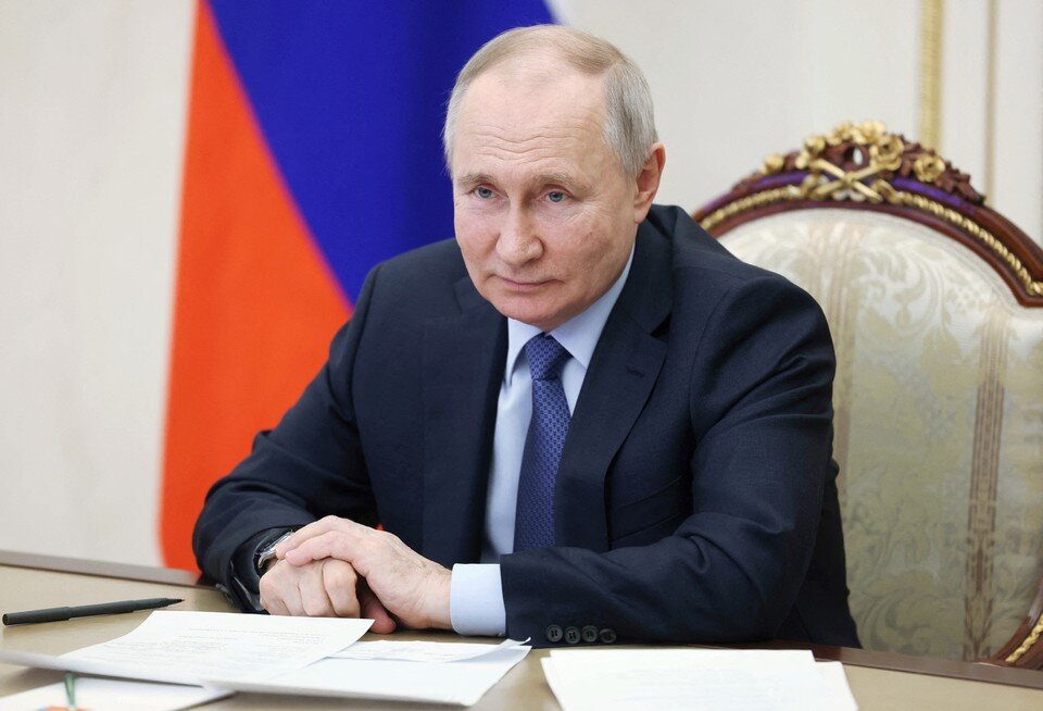     Владимир Путин  REUTERS