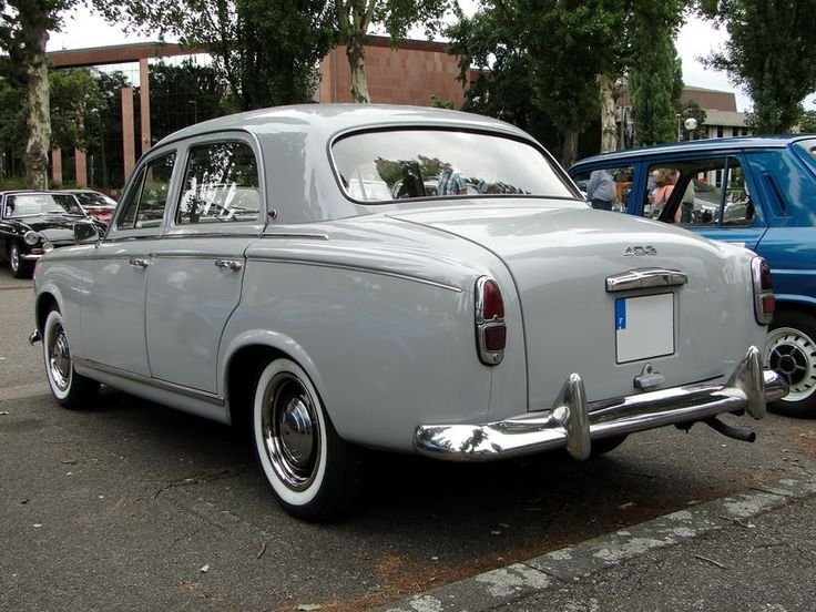      Peugeot 403