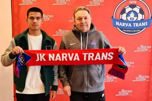 Мирза Бекназаров и президент клуба Николай Бурдаков. Фото с сайта turkmenportal.com