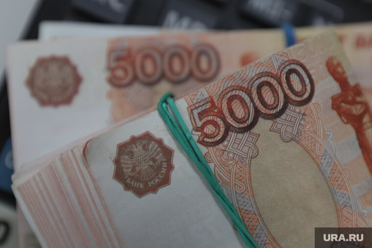    Мужчина погасил долг, когда на него завели уголовное дело