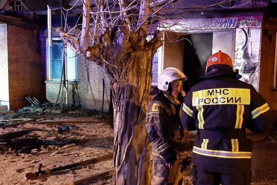     Специалисты МЧС ликвидировали последствия. Фото: ГУ МЧС РФ по НСО.