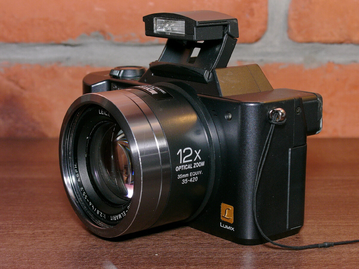 Panasonic Lumix DMC-FZ1