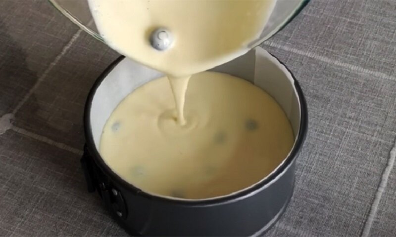 Нежный чизкейк с черникой