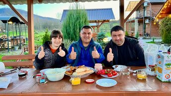 Шашлык из курицы и вкусный ужин в горах Адыгеи.